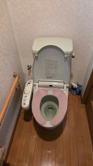 トイレの交換工事 大阪市鶴見区の画像